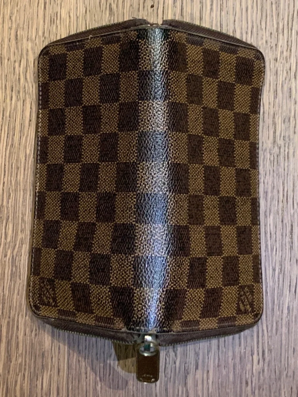Louis Vuitton authentic louis